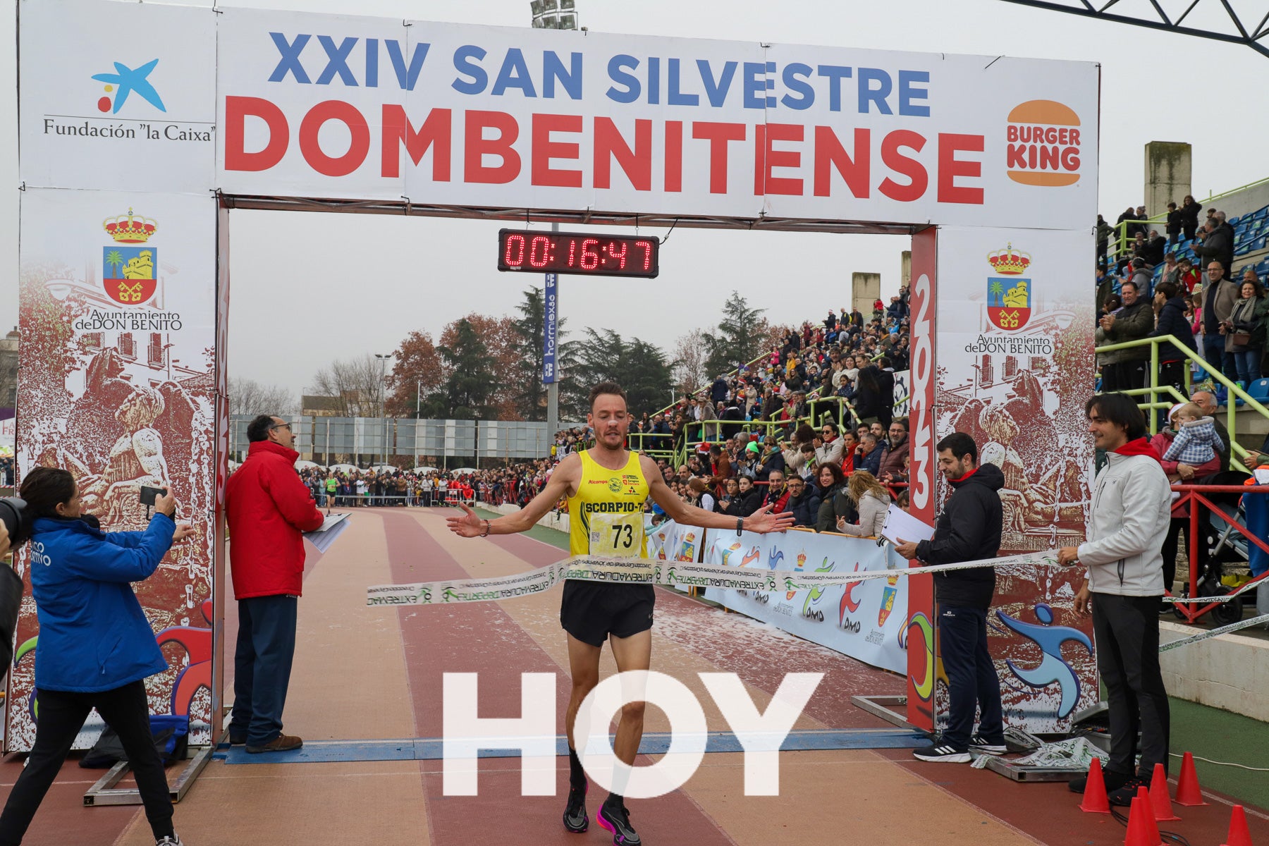 Diversión en la Sansilvestre Dombenitense para despedir el 2023