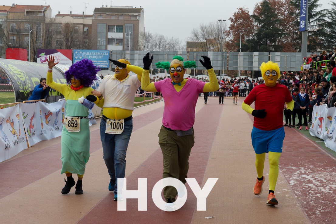 Diversión en la Sansilvestre Dombenitense para despedir el 2023