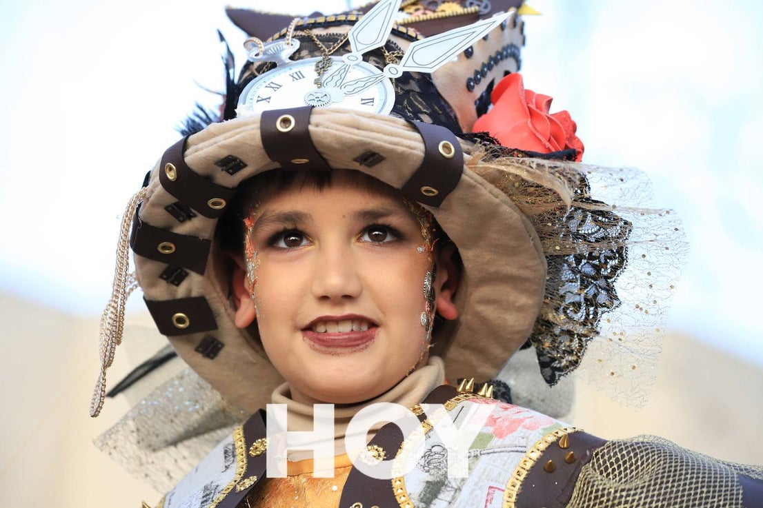 El desfile de este sábado contó con quince agrupaciones con un alto nivel. 