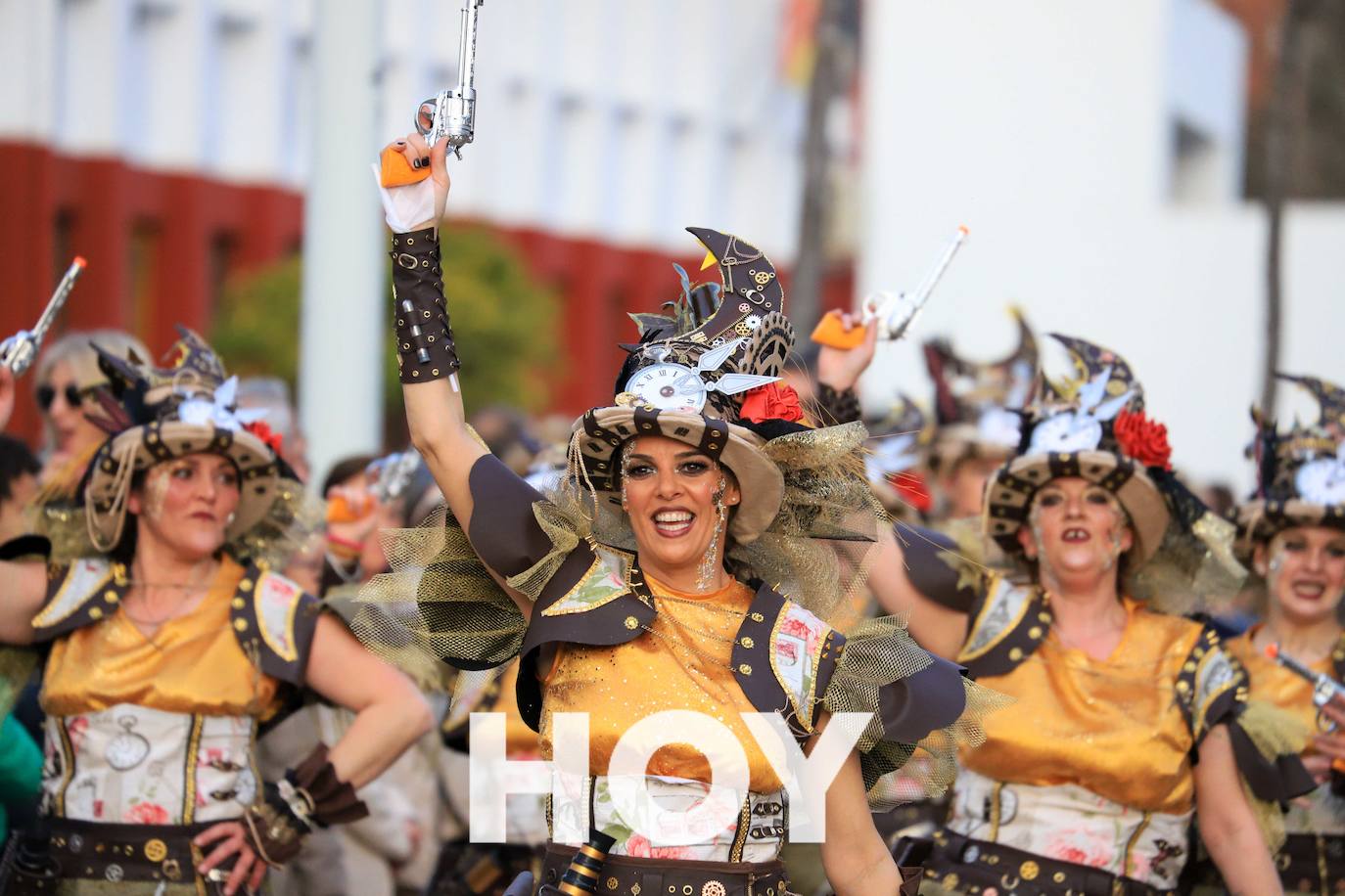 El desfile de este sábado contó con quince agrupaciones con un alto nivel. 