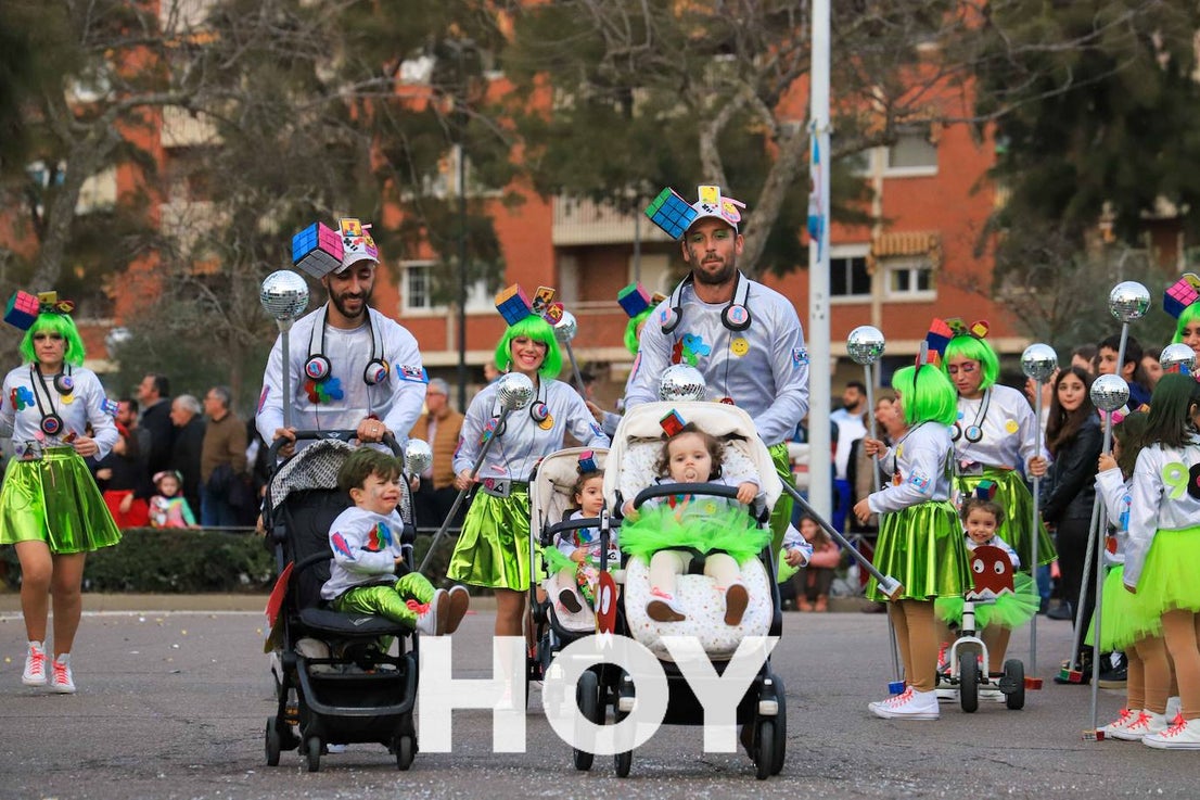 El desfile de este sábado contó con quince agrupaciones con un alto nivel. 