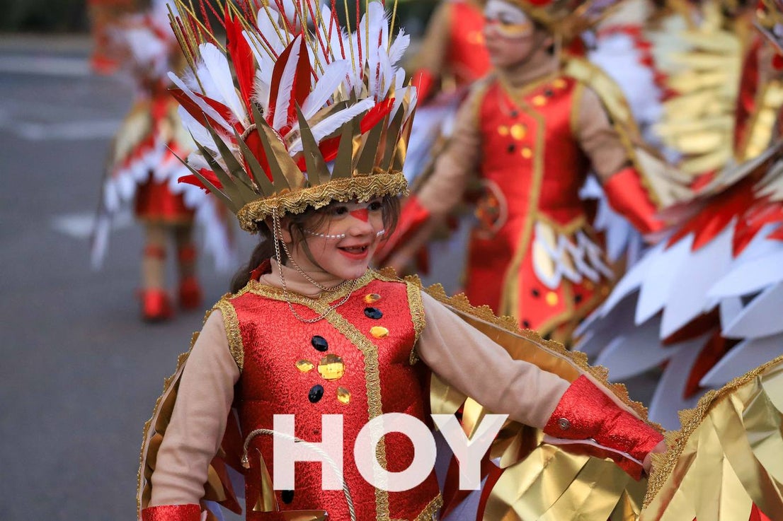El desfile de este sábado contó con quince agrupaciones con un alto nivel. 