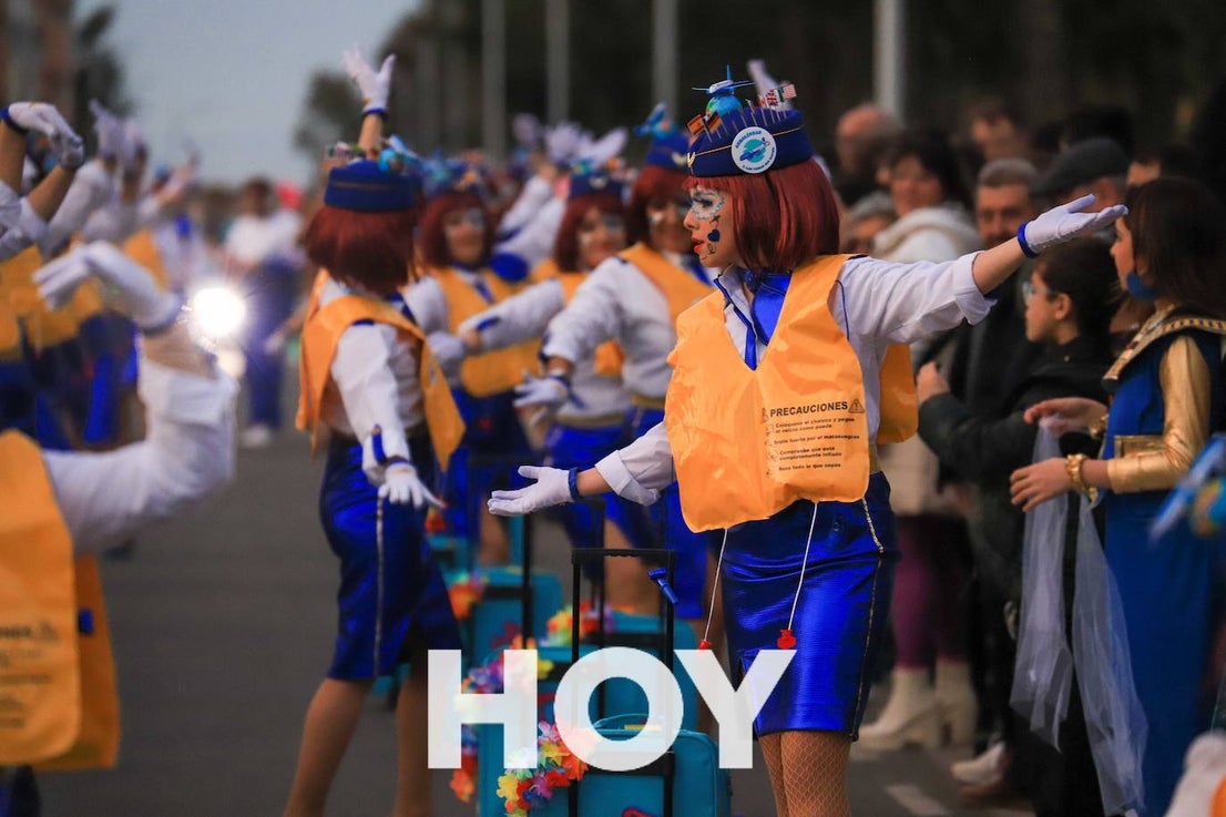 El desfile de este sábado contó con quince agrupaciones con un alto nivel. 