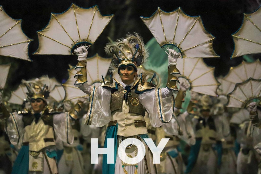 El desfile de este sábado contó con quince agrupaciones con un alto nivel. 