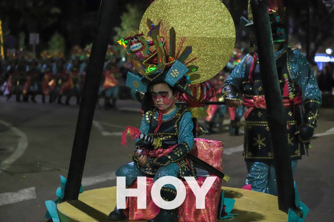 El desfile de este sábado contó con quince agrupaciones con un alto nivel. 