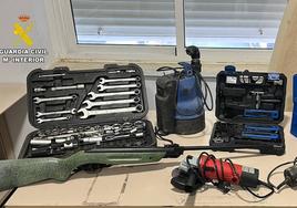 Parte del material recuperado.