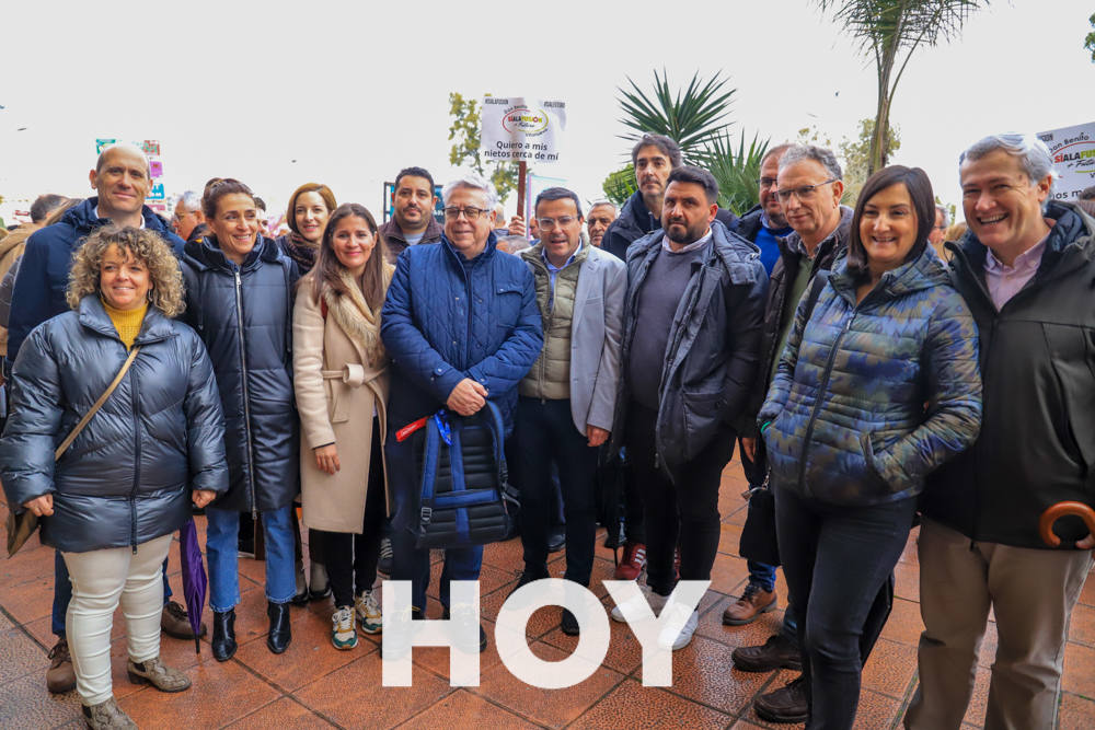 La manifestación a favor de la unión Don Benito-Villanueva, en imágenes