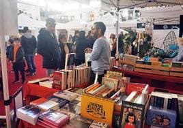 Nieves Herrero encabeza la Feria del Libro y las Flores