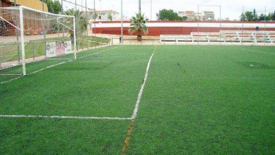 Se destinan 320.000 euros a la sustitución del césped del Celestino Mera