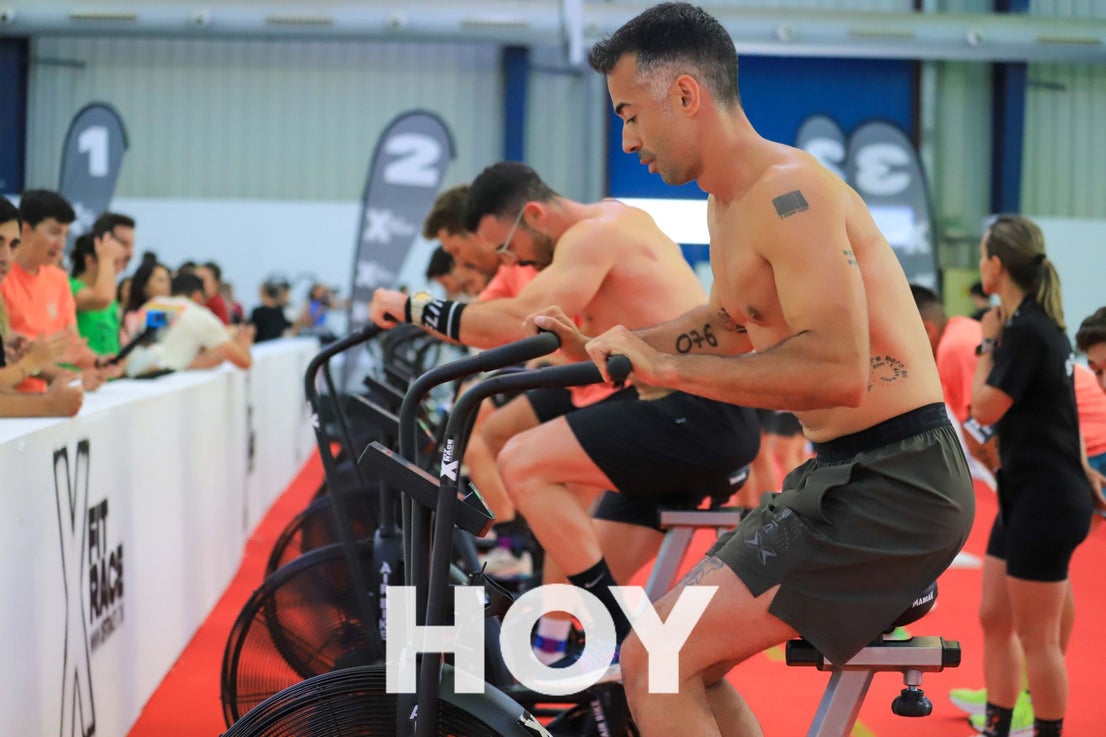 Decenas de deportistas sacan músculo en el XFit Race 2024
