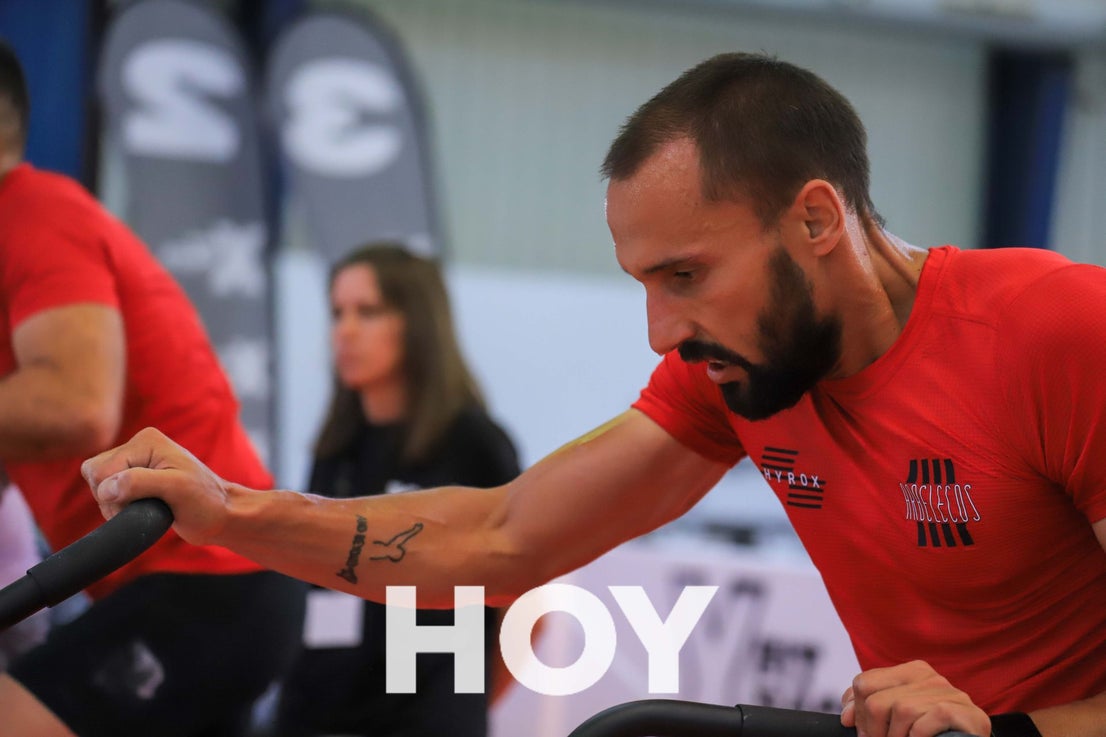 Decenas de deportistas sacan músculo en el XFit Race 2024