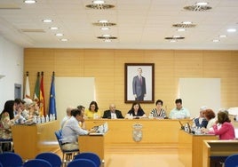 El Pleno acuerda el 21 de abril y el 9 de septiembre como festivos locales en 2025