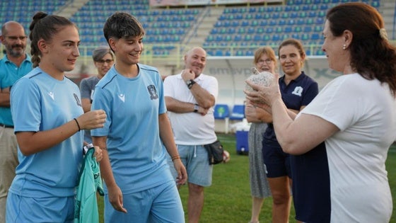 «No hay dinero para el fútbol femenino, pero para el masculino sí»