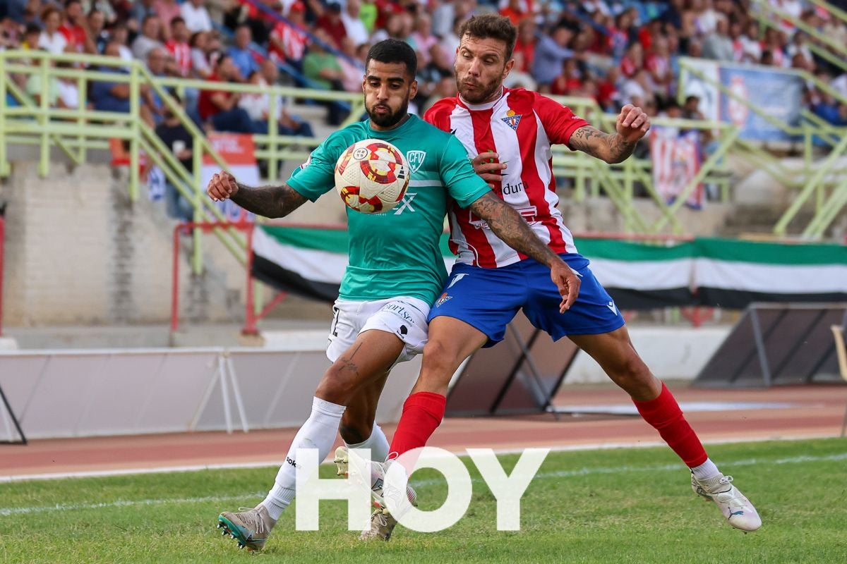 El derbi de las Vegas Altas quedó sin dueño