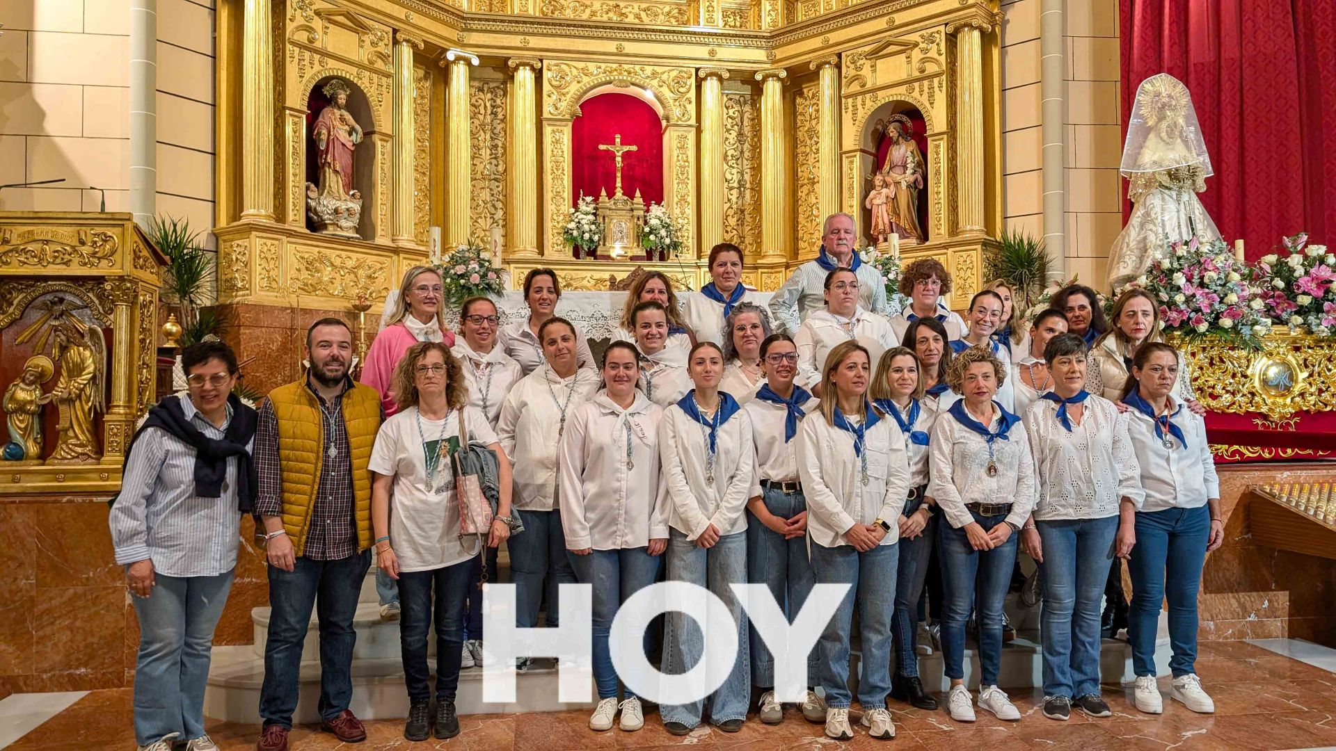 Ofrenda floral y despedida a la Virgen de las Cruces