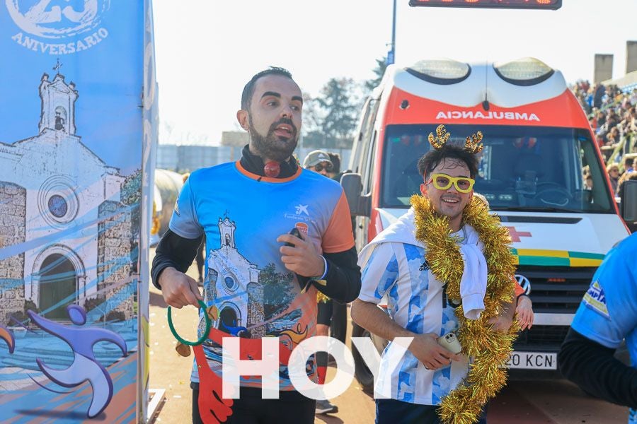 Imágenes de la despedida del año en Don Benito con la San Silvestre