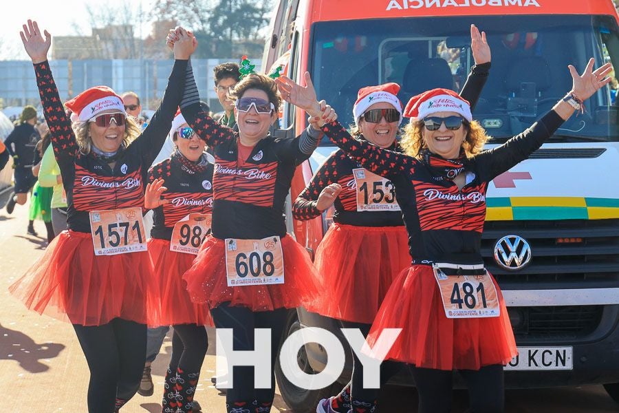 Imágenes de la despedida del año en Don Benito con la San Silvestre