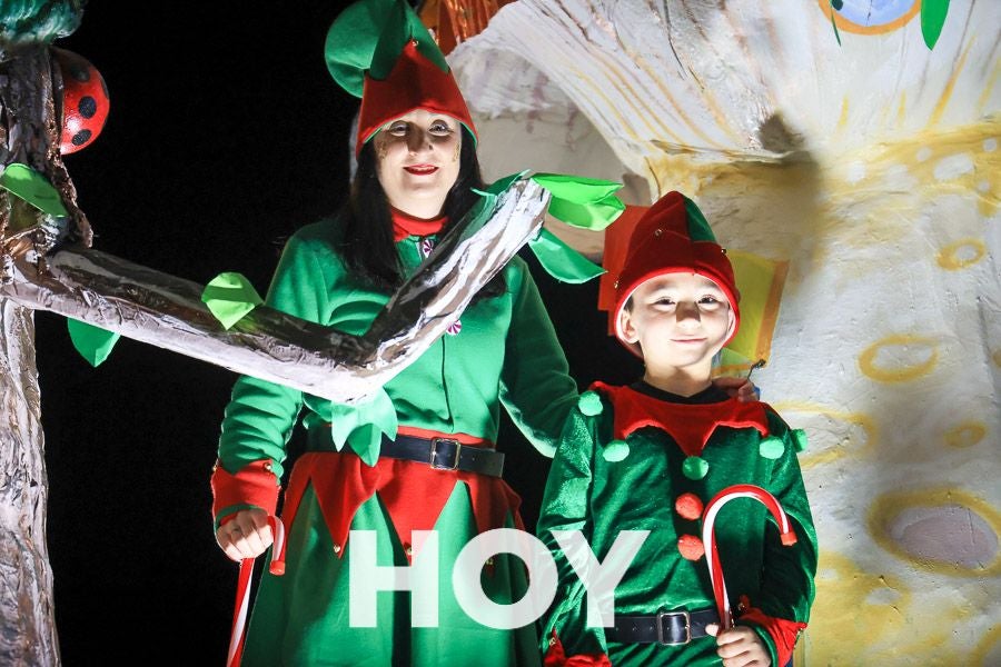 Imágenes de la animada cabalgata de Reyes en Don Benito