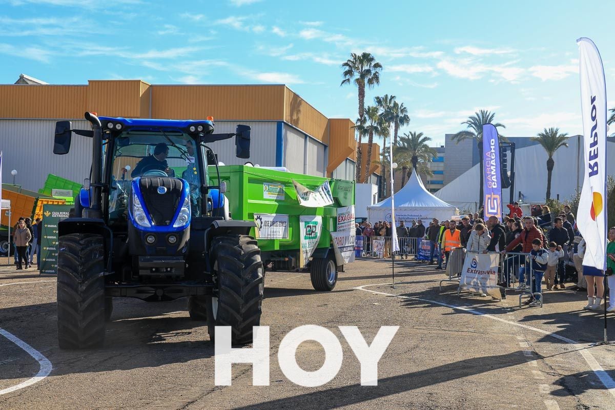 Imágenes: Concurso de Maniobrabilidad con tractor en Agroexpo