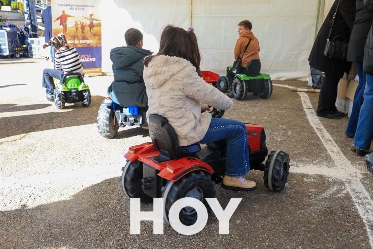 Imágenes: Concurso de Maniobrabilidad con tractor en Agroexpo