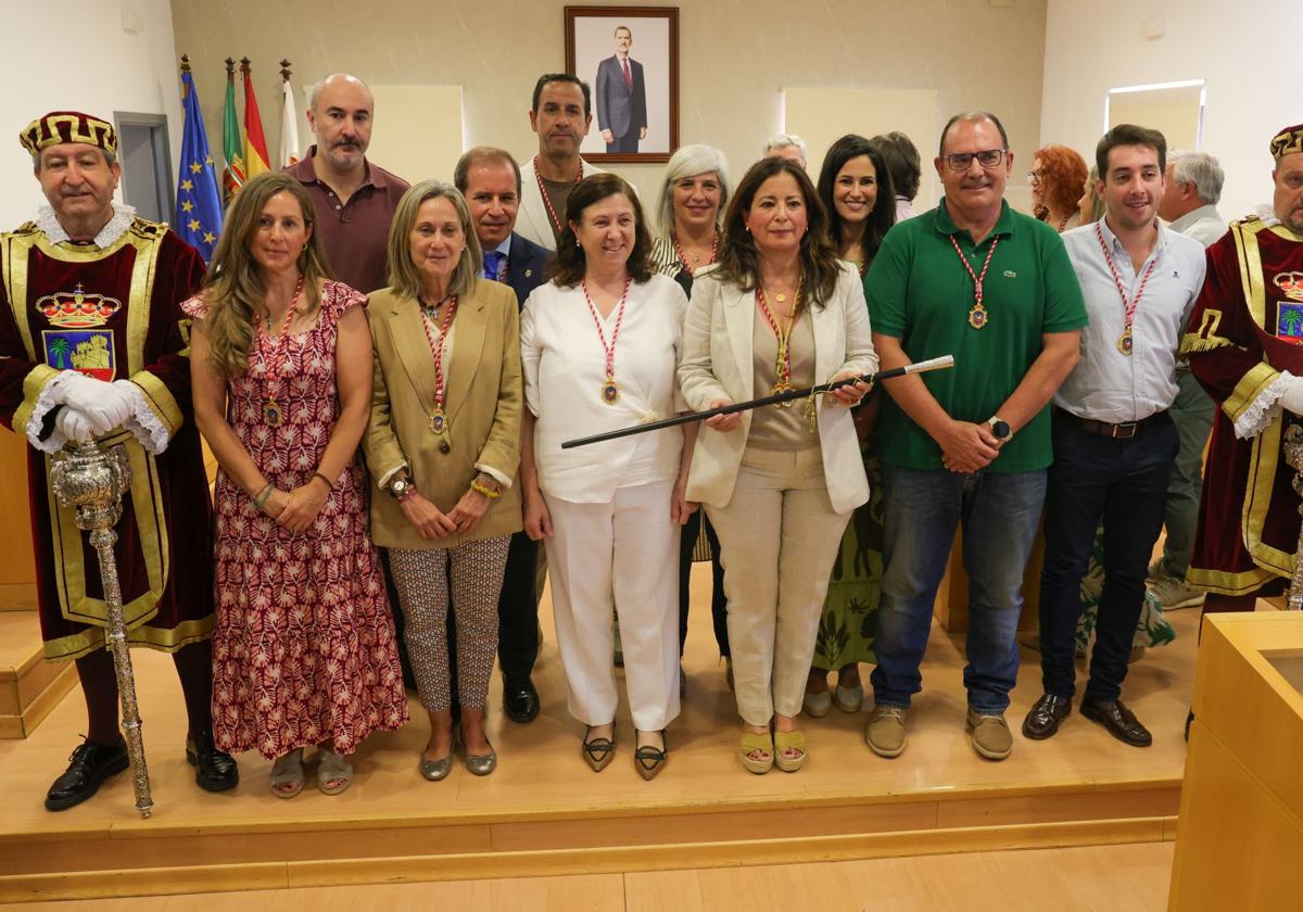 Elisabeth Medina reorganiza las delegaciones de sus concejales