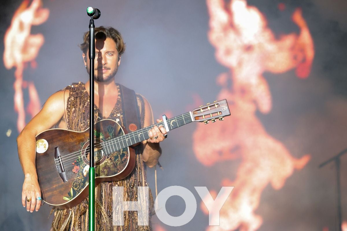 Manuel Carrasco vuelve 'salvaje' a Don Benito