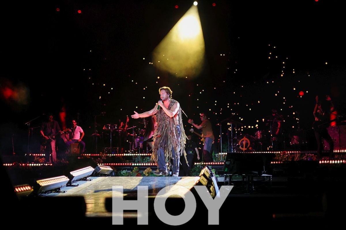 Manuel Carrasco vuelve 'salvaje' a Don Benito