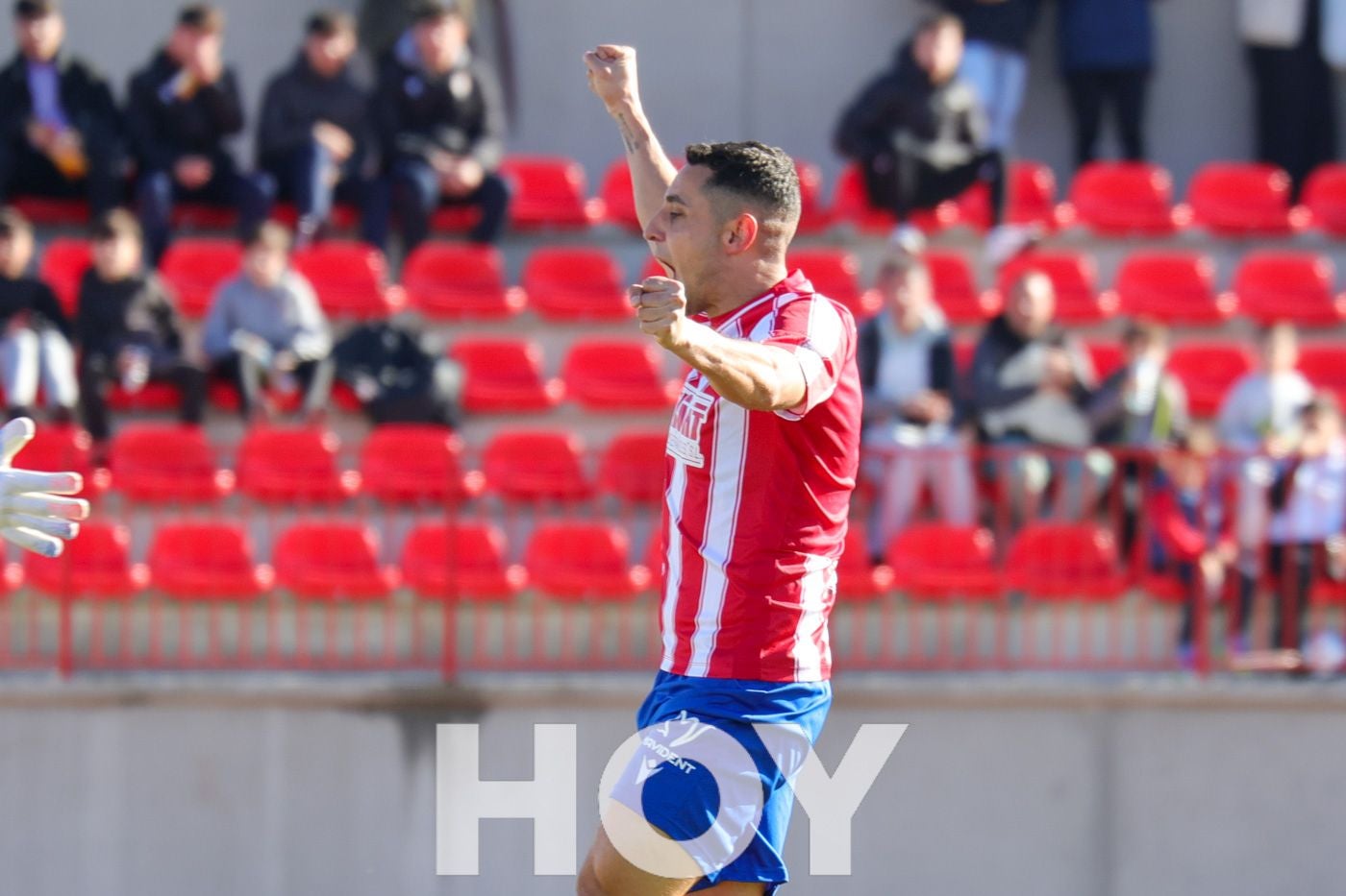 El Don Benito arranca más líder la segunda vuelta