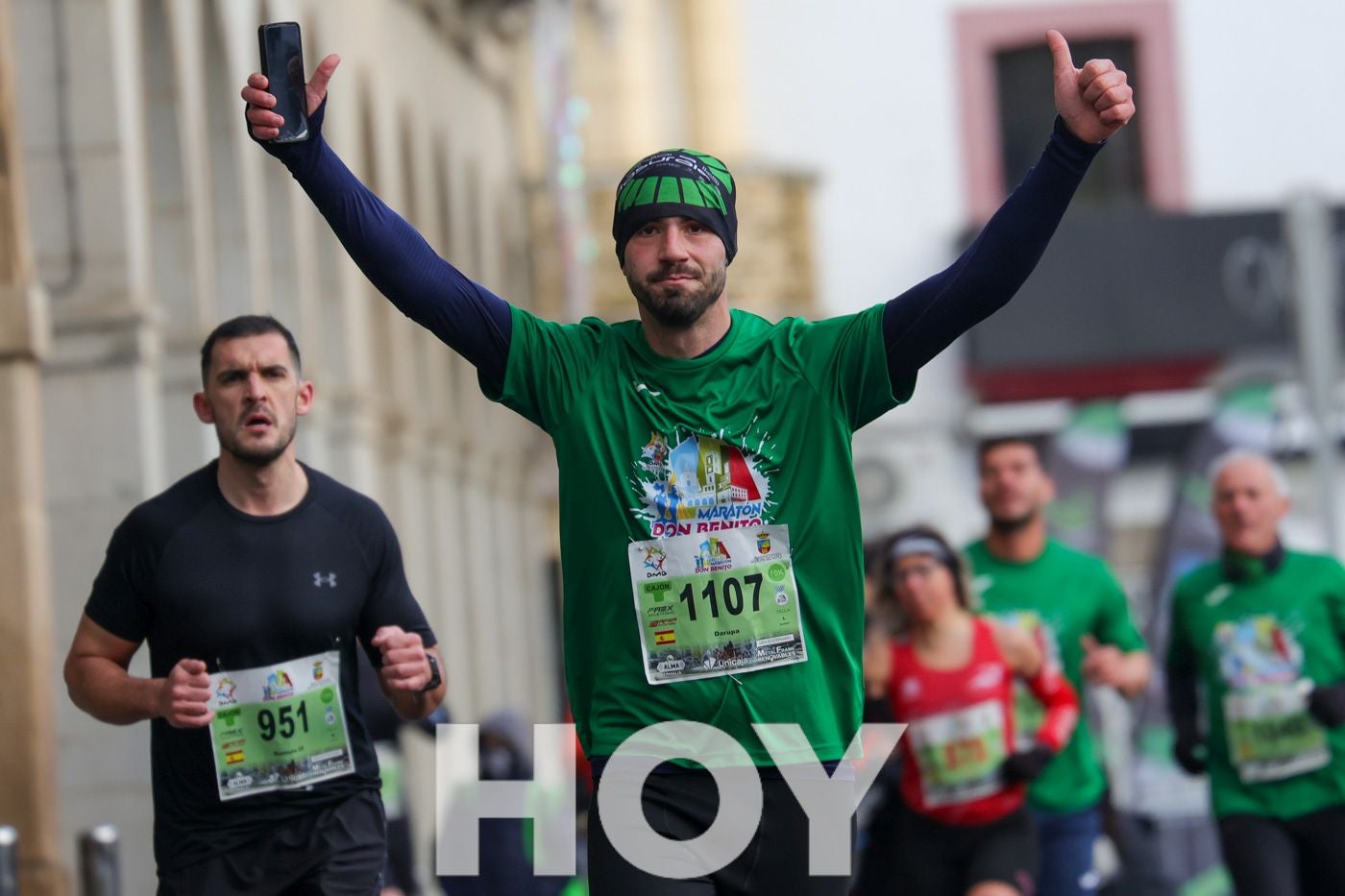 Gran ambiente de atletismo en las calles de Don Benito