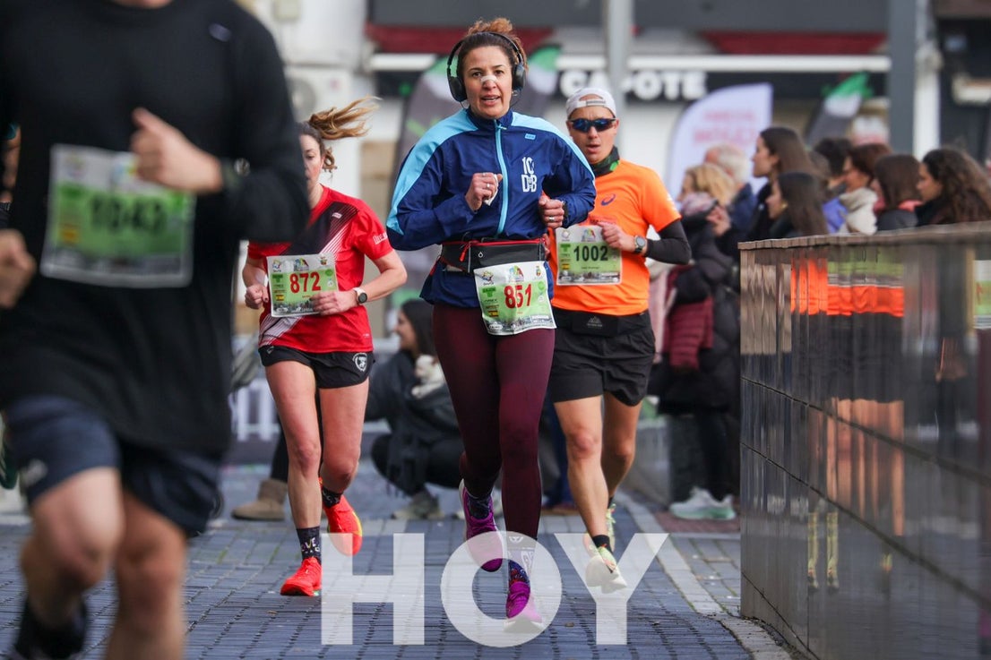 Gran ambiente de atletismo en las calles de Don Benito