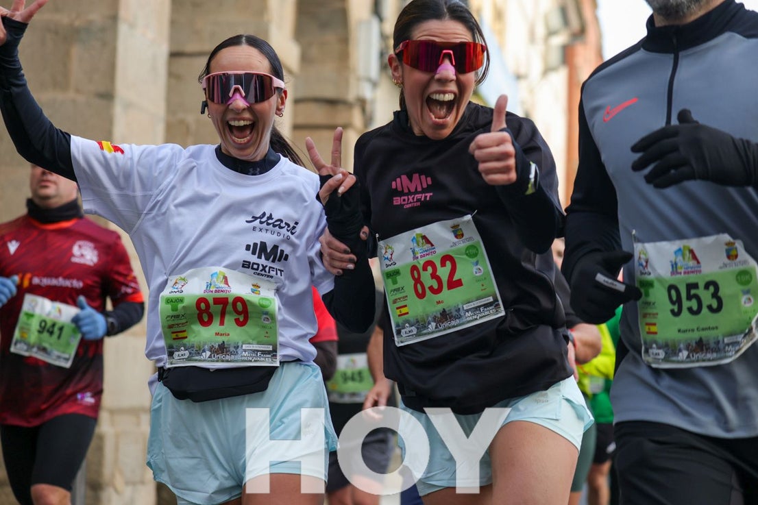 Gran ambiente de atletismo en las calles de Don Benito