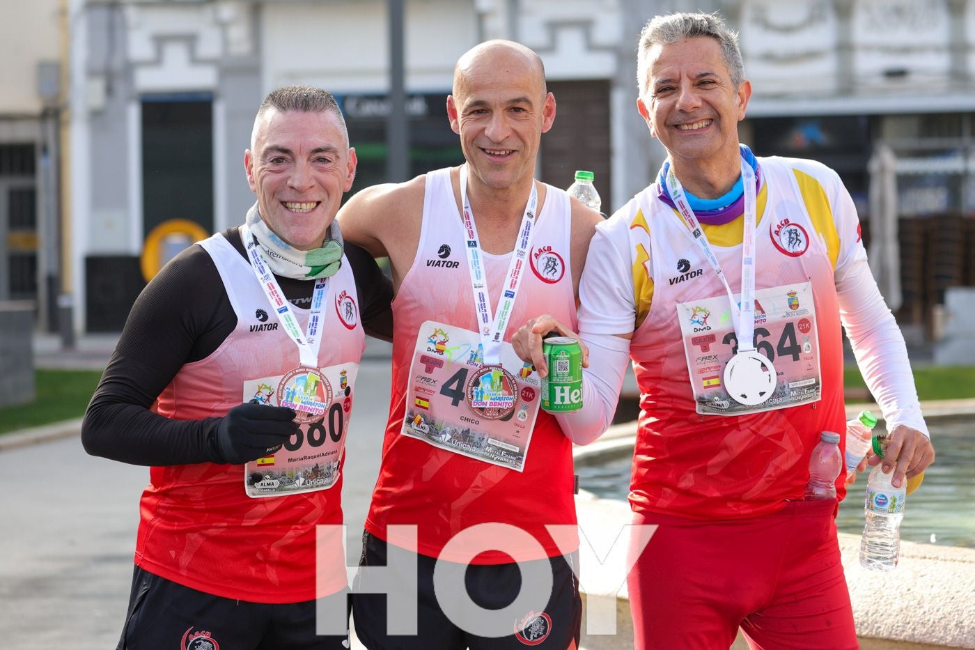 Gran ambiente de atletismo en las calles de Don Benito