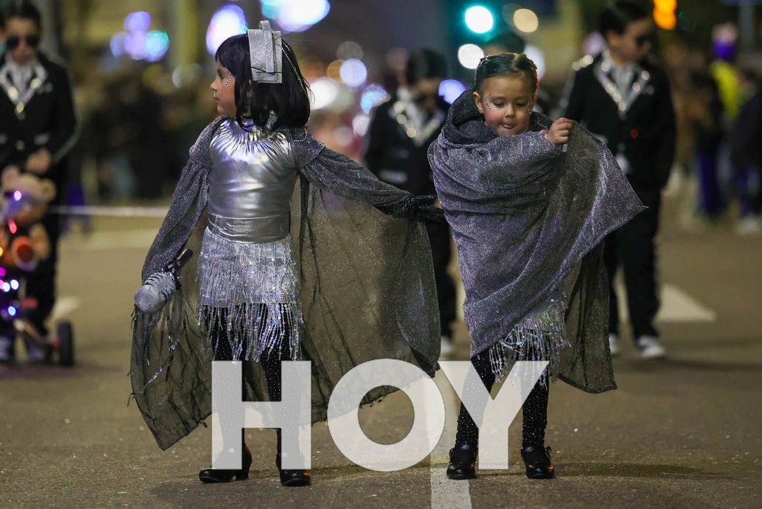 Fotos | Desfile de comparsas del Carnaval de Villanueva 2026 (II)