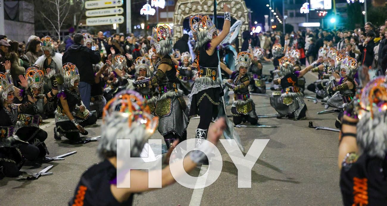 Fotos | Desfile de comparsas del Carnaval de Villanueva 2026 (II)