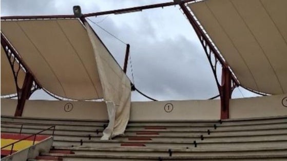 58.000 euros para sustituir las lonas de la plaza de toros