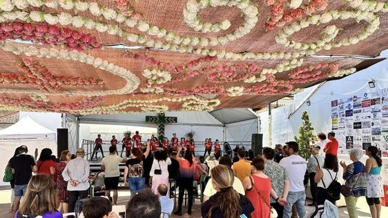 El barrio de San Sebastián celebra la Cruz de Mayo