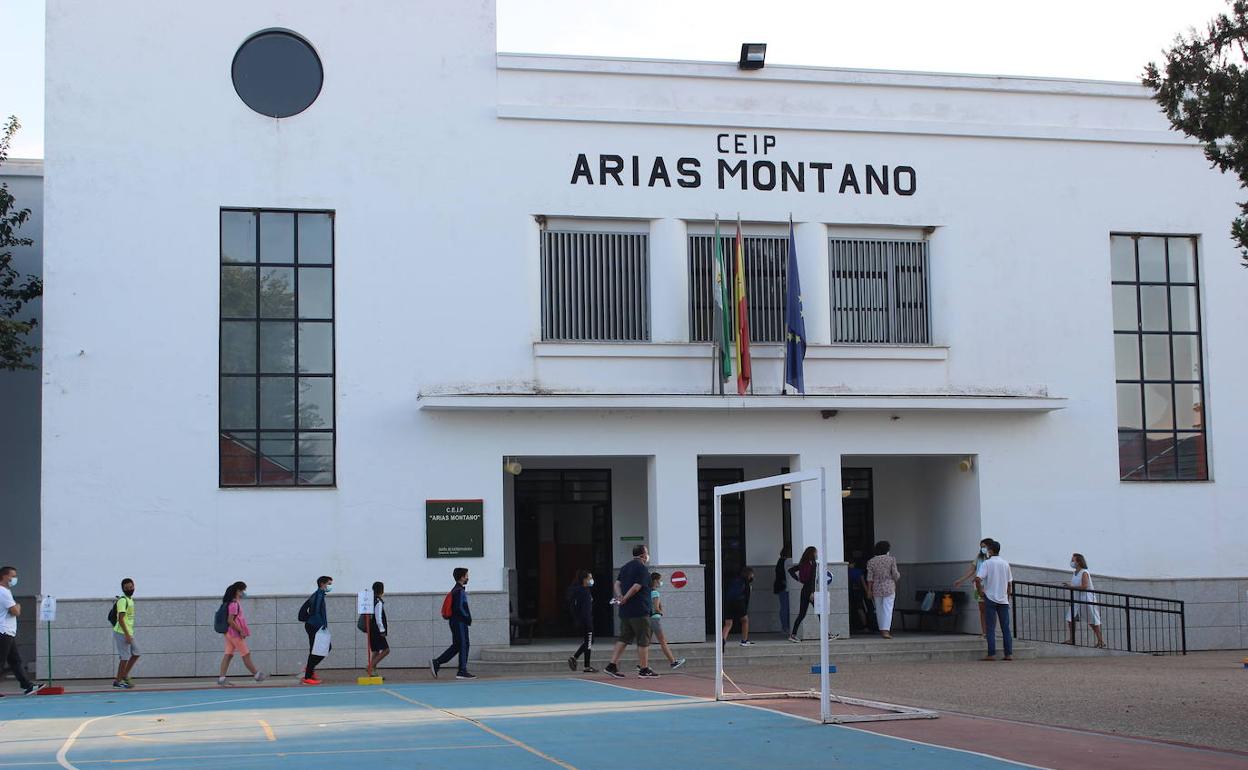 Los frexnenses vuelven a las aulas adaptandose a las medidas sanitarias