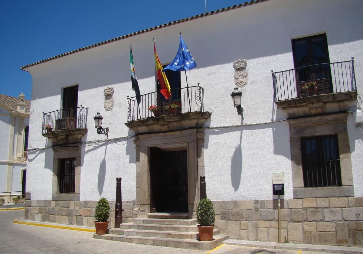 Partido Popular y Partido Socialista hacen públicas sus listas electorales