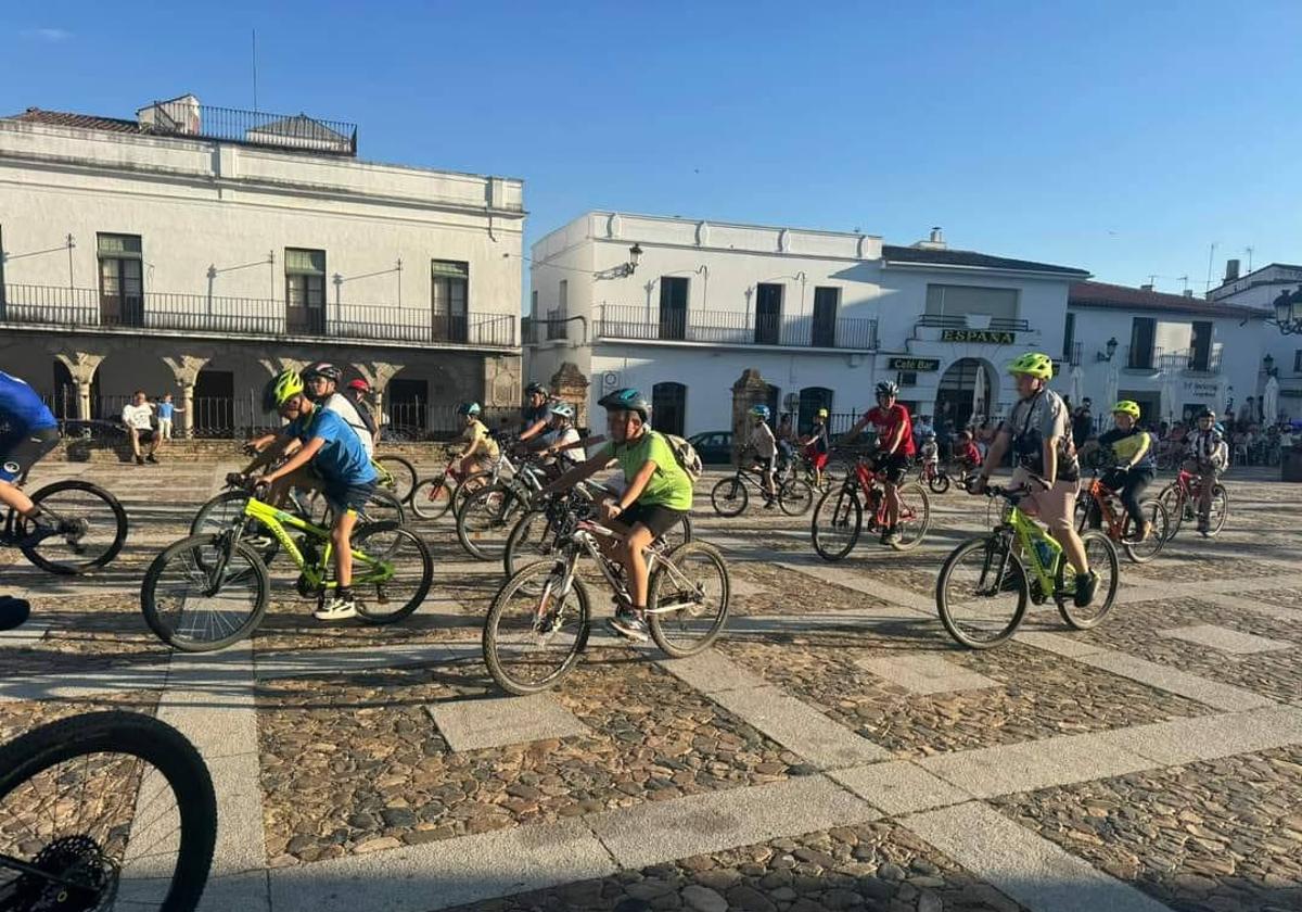 Algunos de los participantes en el Día de la Bicicleta.