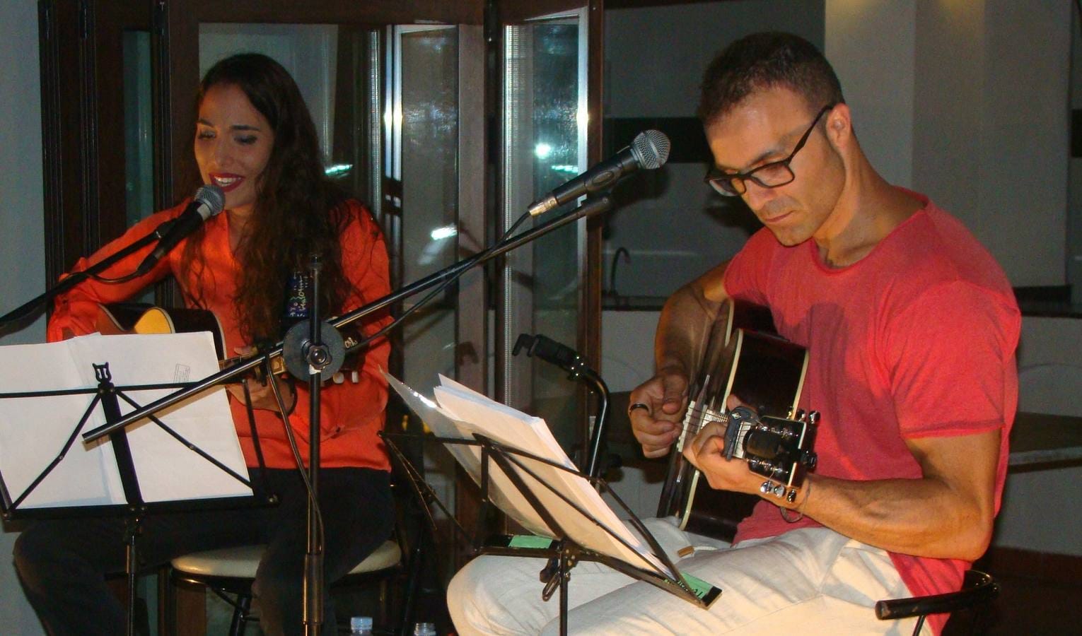 Marisa y Pedro durante su actuación. 