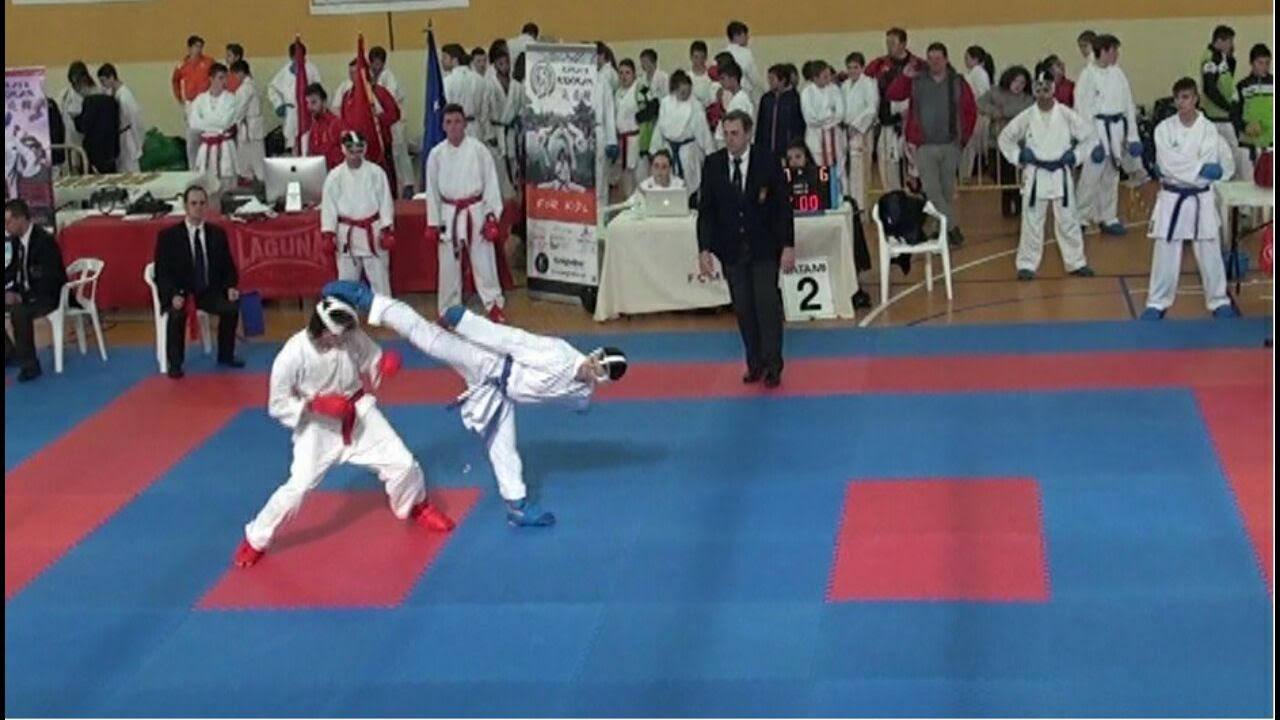 Javier Martín Chavez sobre el tatami. 