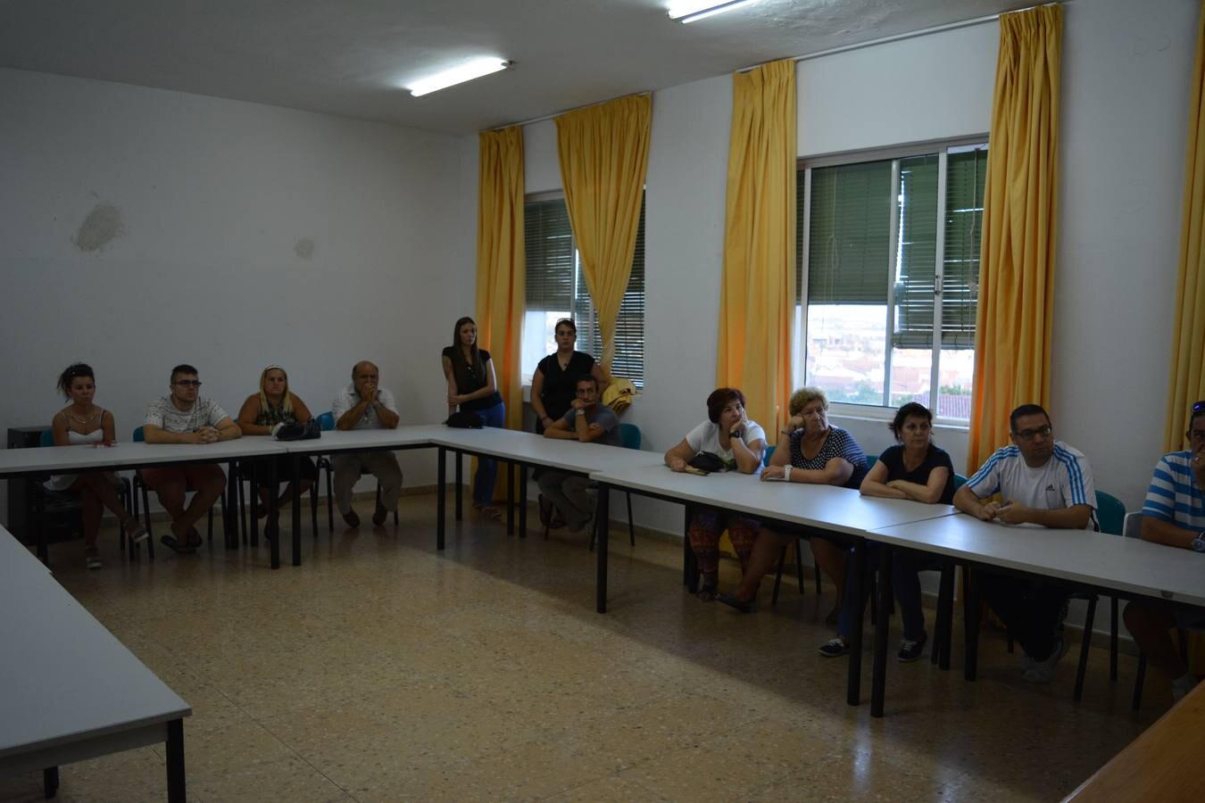 Reunión en el Centro Municipal Nertóbriga de personas relacionadas con estas adjudicaciones 