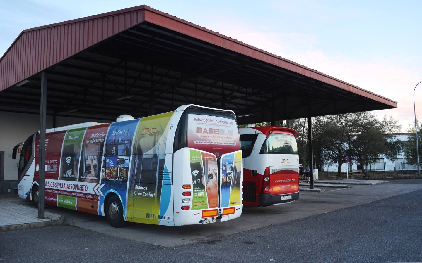 BASEBUS montará un servicio más con Sevilla desde el martes día doce