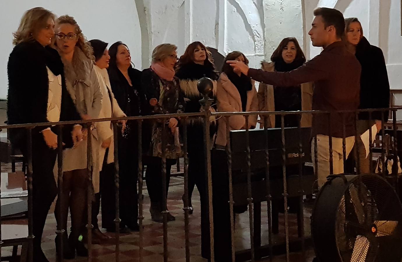 El Coro de Cámara Amadeus cantó la misa de la Sagrada Familia