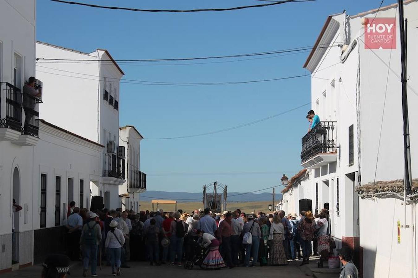 Cientos de romeros partieron ayer en este caminar, en una jornada en las que les acompañó el buen tiempo