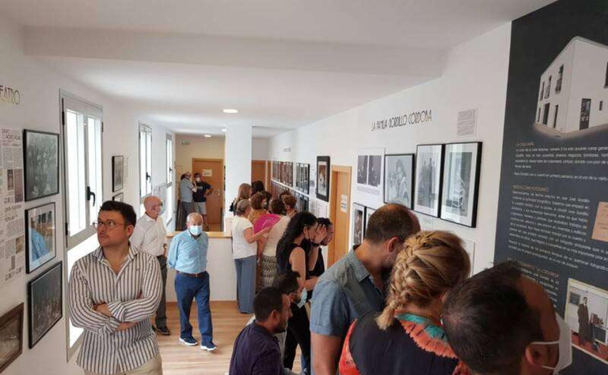 Exposición con fotografías de José Gordillo r