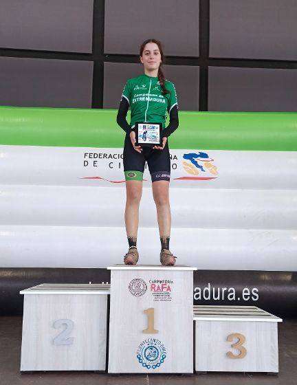 La fuentecanteña Paula Porras García,se proclamó Campeona del Open de Extremadura XCMM 2022