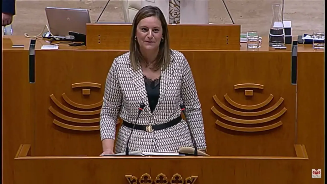 La concejala Luisa Durán tomó posesión como diputada en la Asamblea