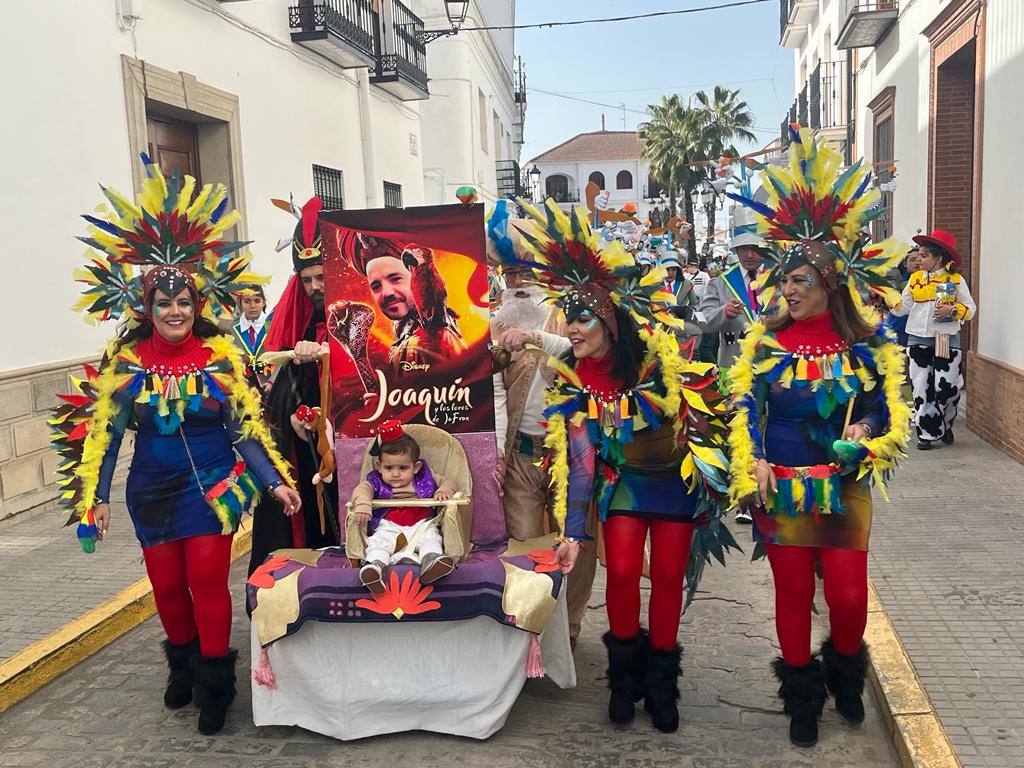 Fotos: Pasacalles de Carnaval