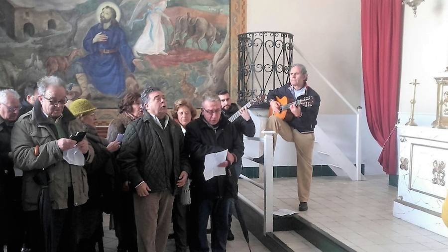 Homenaje a Juan Vicente Acuña de la Peña Flamenca en la ermita de San Isidro. 